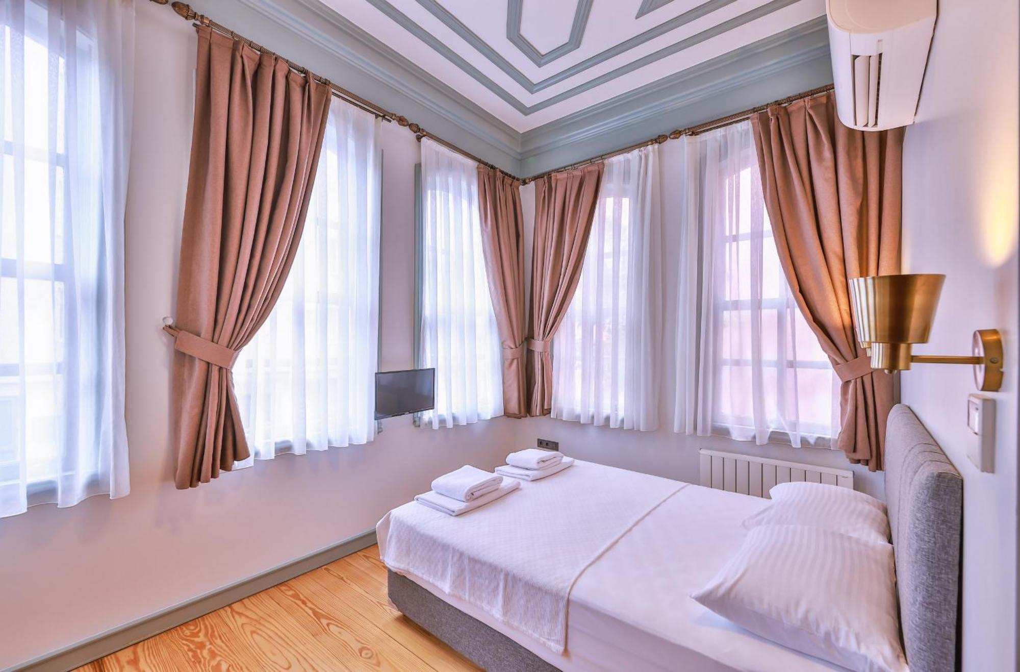 Hotel Va Mansion à Istambul Extérieur photo